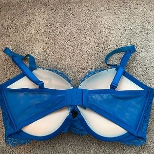 Victoria’s Secret push up bra size 36DD